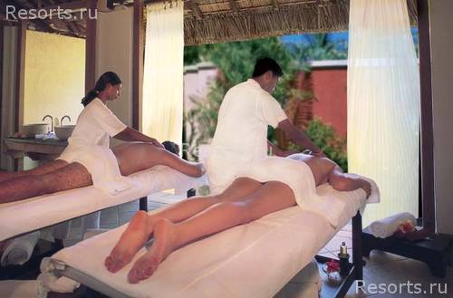 Paradise Cove Hotel & Spa 34